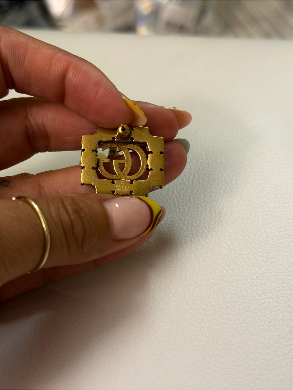 Gucci Gold GG Pearl Frame Earrings - Picture 9 of 10